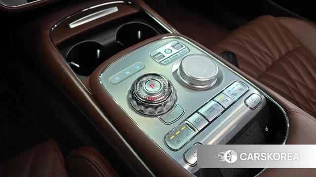 Genesis G90 (RS4) id 3372525 из Кореи 19