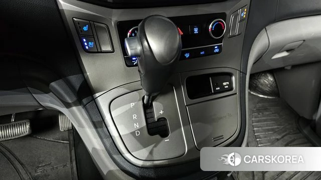 Hyundai The New Grand Starex id 3899959 из Кореи 19