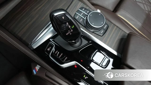 BMW 5 Series (G30) id 4688703 из Кореи 19