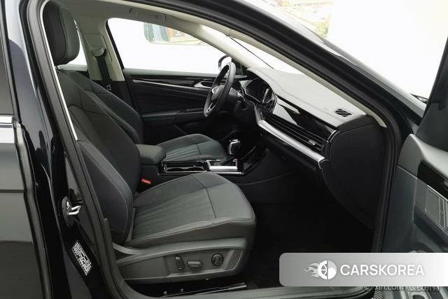 Volkswagen Passat id 4279119 из Китая 23