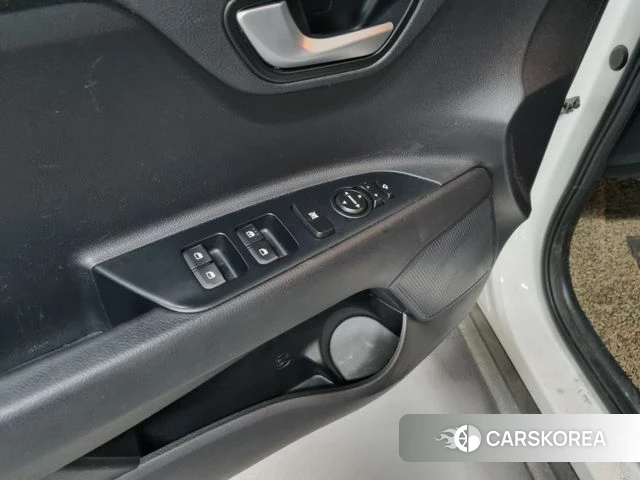Kia Stonic id 4384867 из Кореи 17