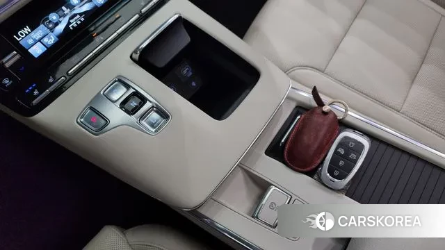 Hyundai The New Grandeur IG Hybrid id 3043231 из Кореи 19