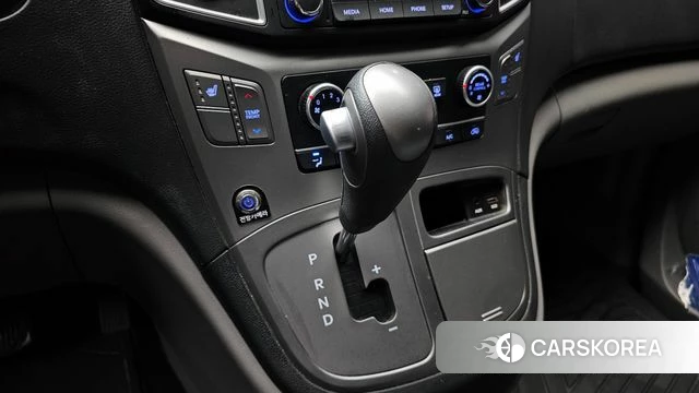 Hyundai The New Grand Starex id 4445916 из Кореи 29
