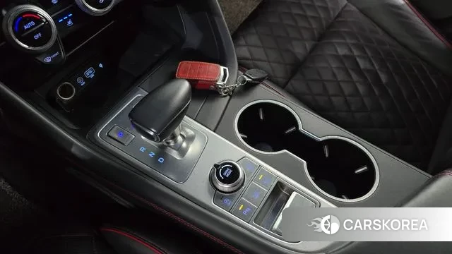 Genesis G70 id 3578606 из Кореи 19