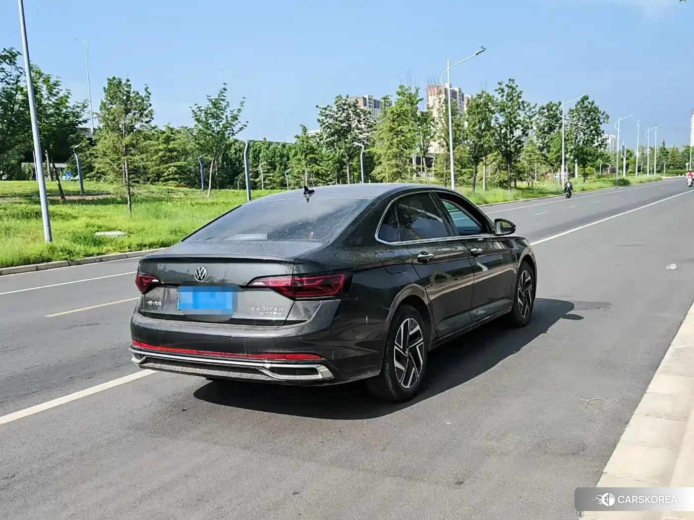 Volkswagen Sagitar id 4669379 из Китая 9
