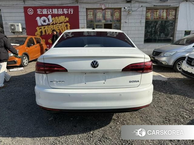 Volkswagen Bora id 4272673 из Китая 11