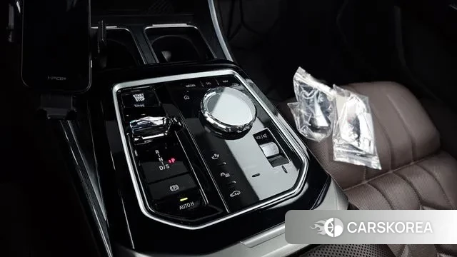 BMW 7 Series (G70) id 3776313 из Кореи 19