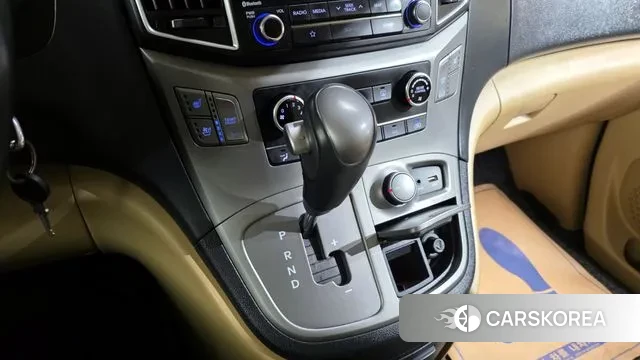 Hyundai The New Grand Starex id 3402856 из Кореи 19