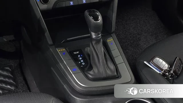 Hyundai Avante AD id 3485176 из Кореи 19