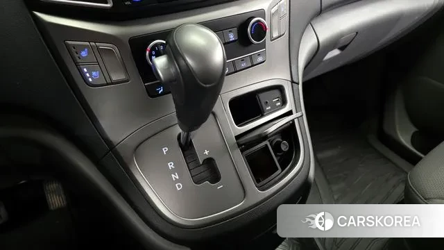 Hyundai The New Grand Starex id 3708215 из Кореи 19