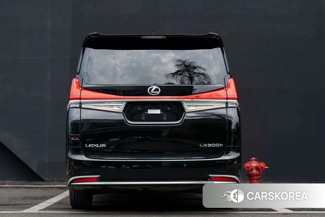 Lexus LM id 4348719 из Китая 15