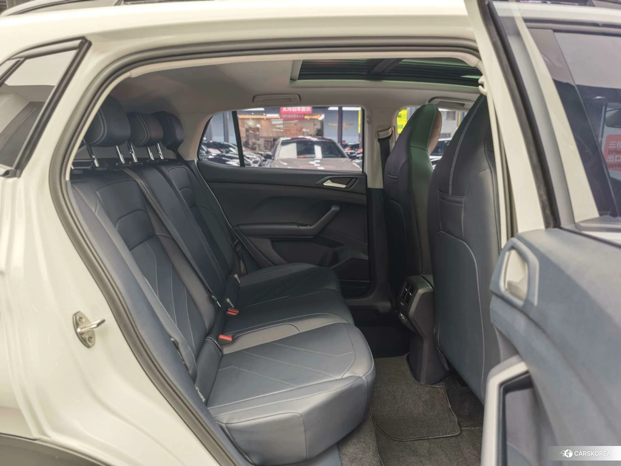 Volkswagen Tuyue id 4407610 из Китая 14
