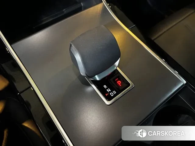 Land Rover Range Rover Velar id 3590485 из Кореи 17