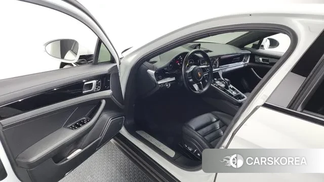 Porsche Panamera (971) id 3617171 из Кореи 19