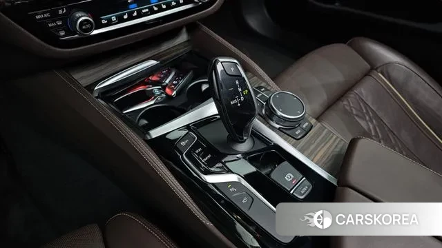 BMW 5 Series (G30) id 3692880 из Кореи 19