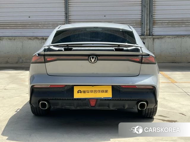 Chang'an UNI-V id 4380390 из Китая 9