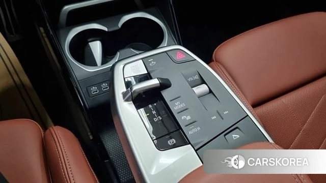 BMW X1 (U11) id 4724830 из Кореи 17