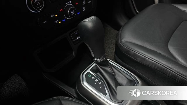 Jeep Renegade id 4631019 из Кореи 31