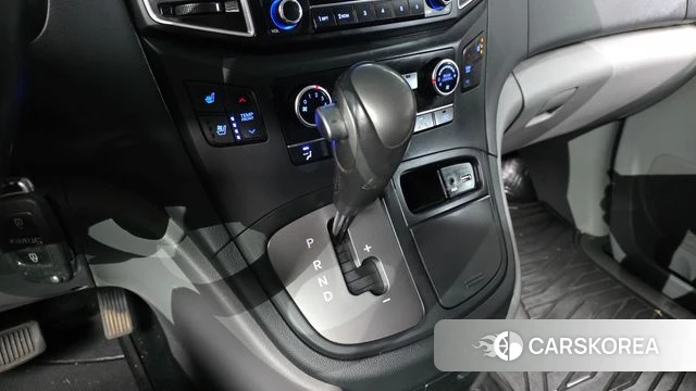 Hyundai The New Grand Starex id 4520279 из Кореи 27
