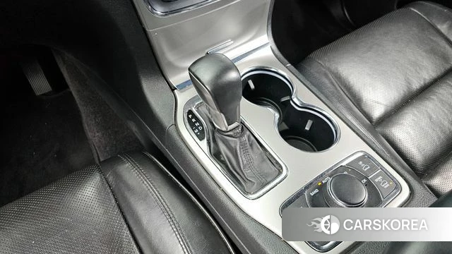 Jeep Grand Cherokee id 3917539 из Кореи 19