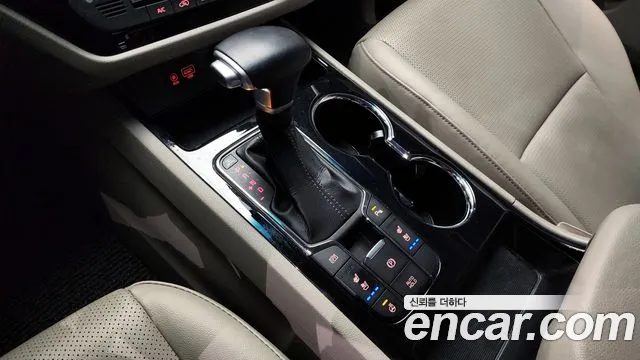 Kia The New Carnival id 2412089 из Кореи 19