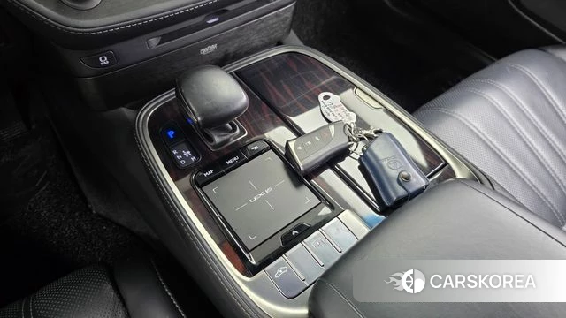 Lexus LS500 5th generation id 4563015 из Кореи 19