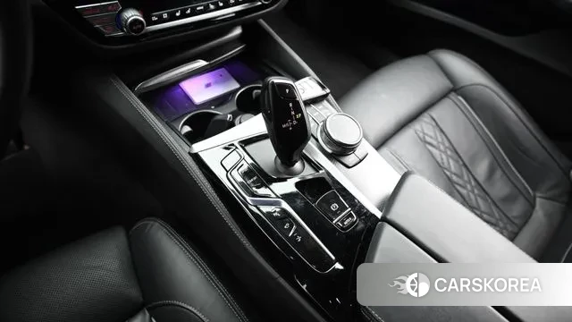 BMW 6 Series GT (G32) id 3471917 из Кореи 19