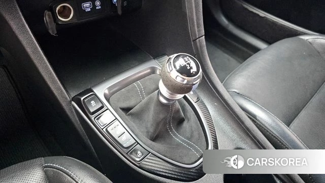 Hyundai Veloster (JS) id 4605025 из Кореи 29