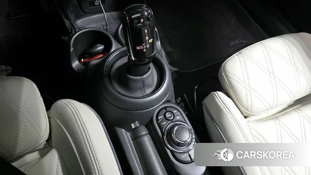 Mini Cooper S id 3838850 из Кореи 19