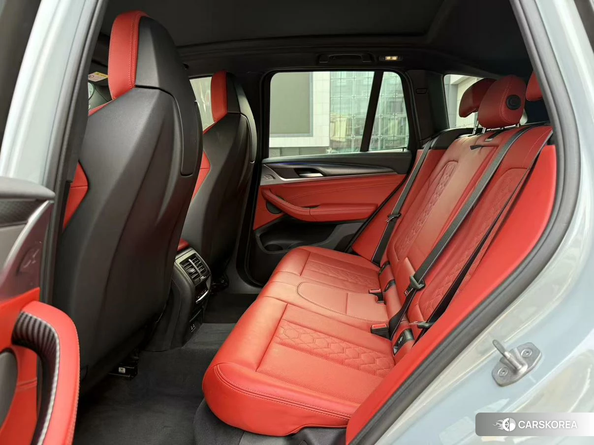 BMW X3 M id 4440306 из Китая 17