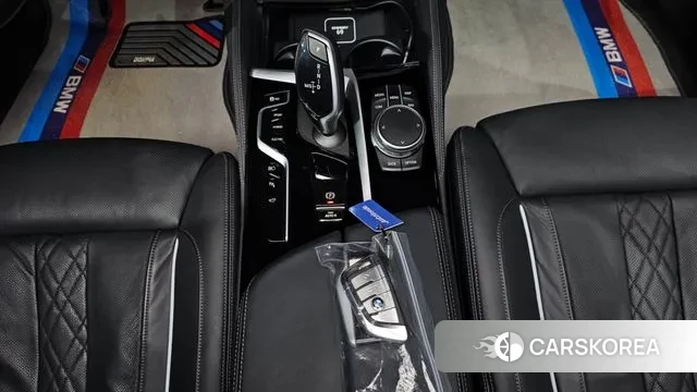 BMW 5 Series (G30) id 3453329 из Кореи 19