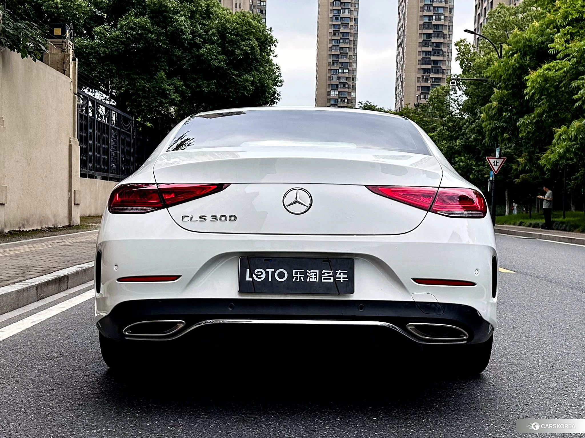 Mercedes-Benz CLS id 4452711 из Китая 14