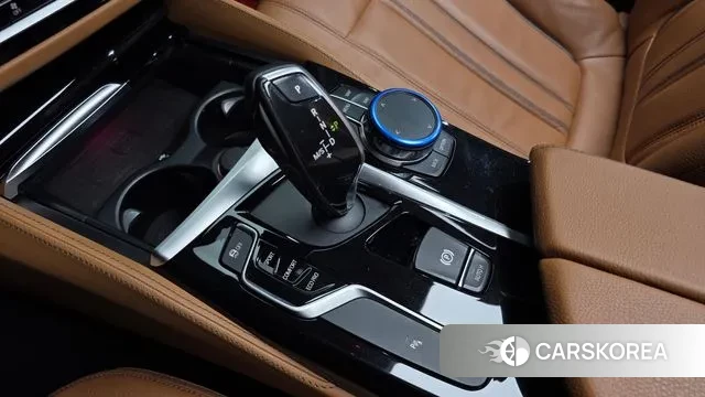 BMW 5 Series (G30) id 3244127 из Кореи 19