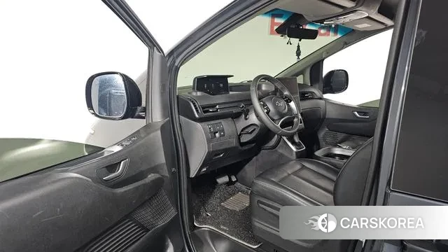 Hyundai Staria id 3411860 из Кореи 18