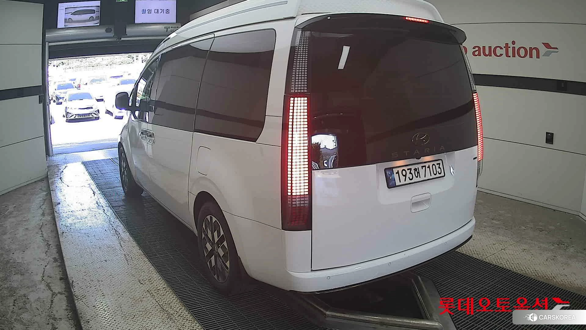 Hyundai STARIA LOUNGE Limousine id 4902533 из Кореи 36