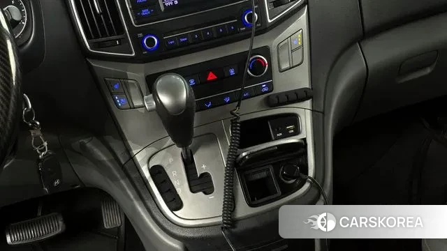 Hyundai The New Grand Starex id 3449792 из Кореи 19