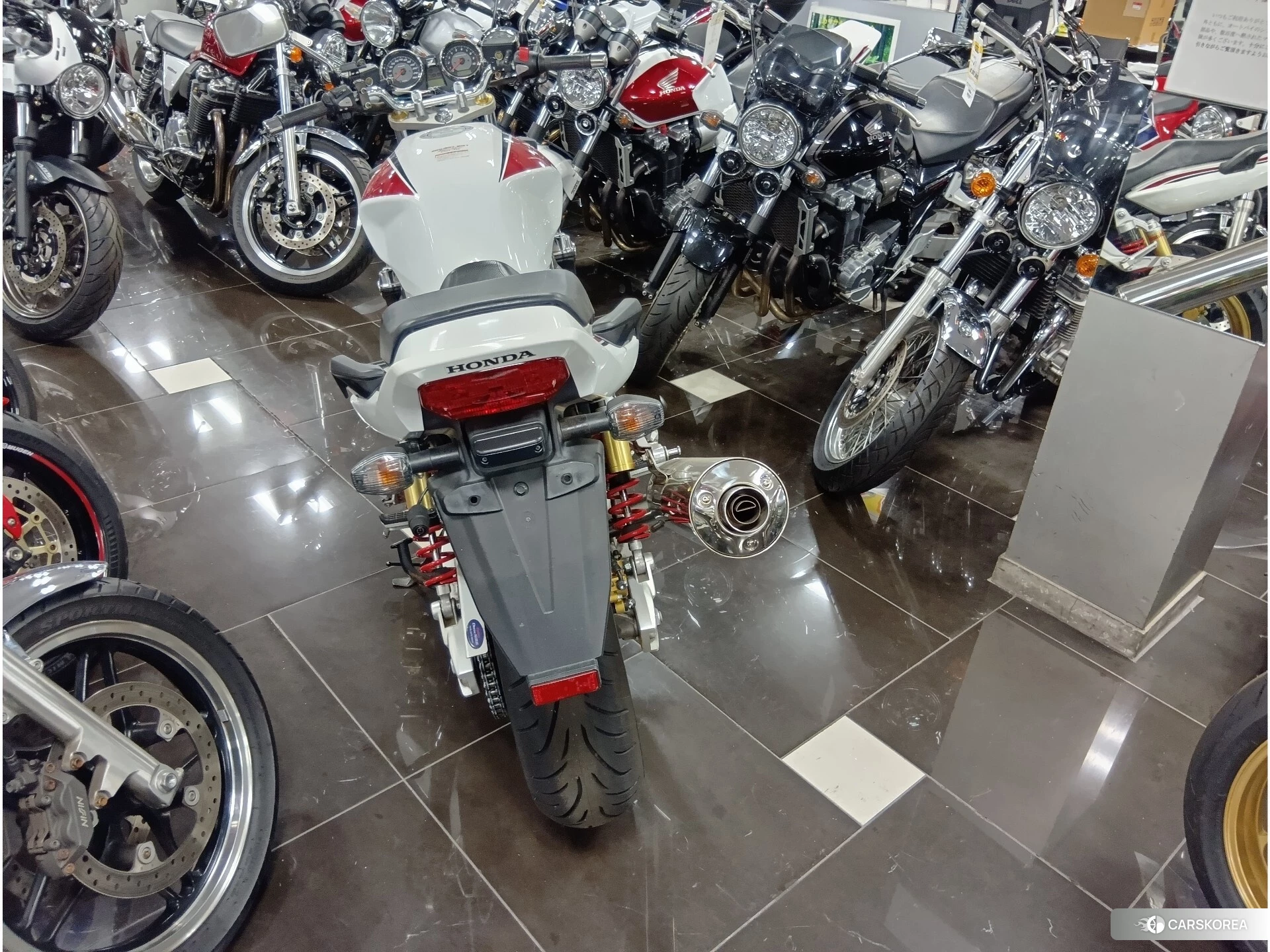 Проданный Honda CB1300SF id 4374226 из Японии, фото 11