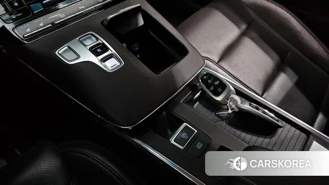 Hyundai The New Grandeur IG Hybrid id 3027982 из Кореи 19