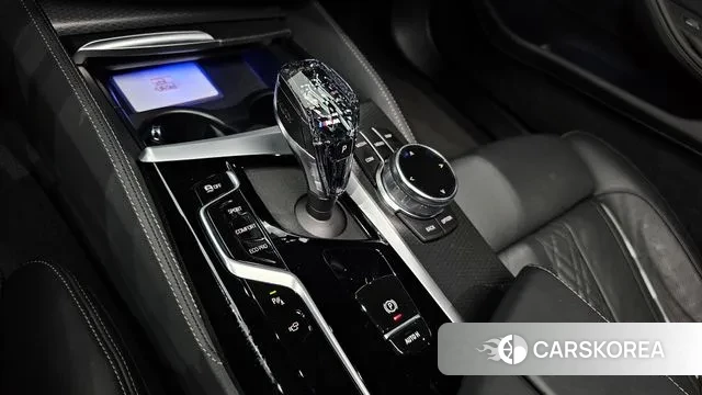 BMW 5 Series (G30) id 3426665 из Кореи 19