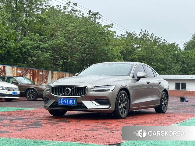 Volvo S60 id 4238504 из Китая 10