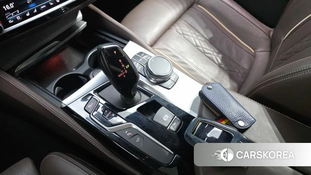 BMW 5 Series (G30) id 4465557 из Кореи 32