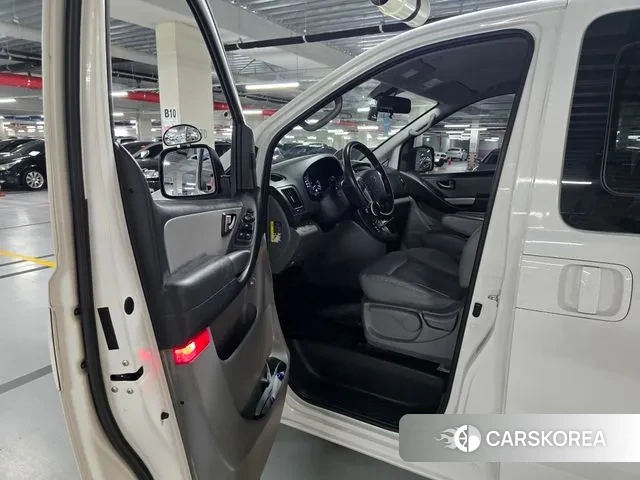 Hyundai The New Grand Starex id 3101977 из Кореи 14