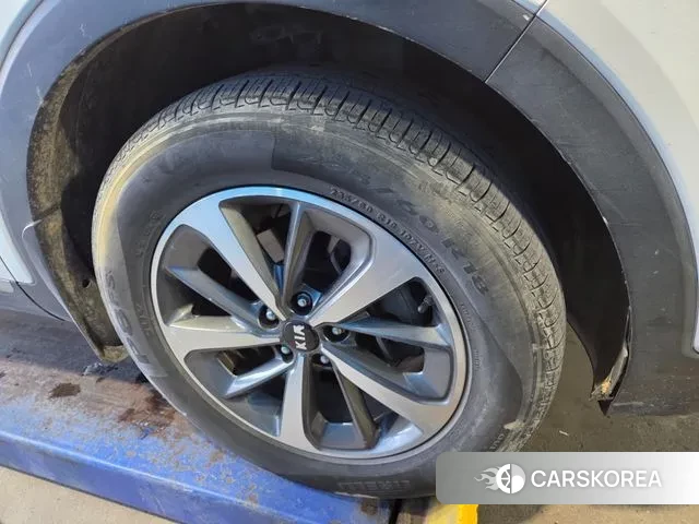 Kia The New Sorento id 3619178 из Кореи 17