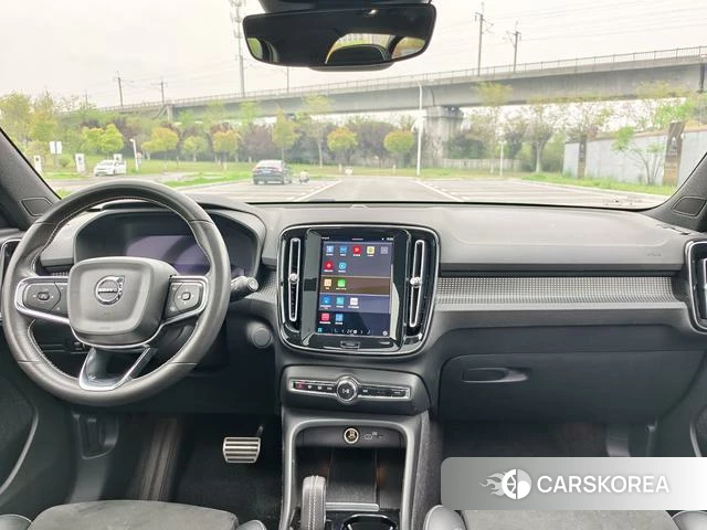 Volvo XC40 EV id 3957696 из Китая 18
