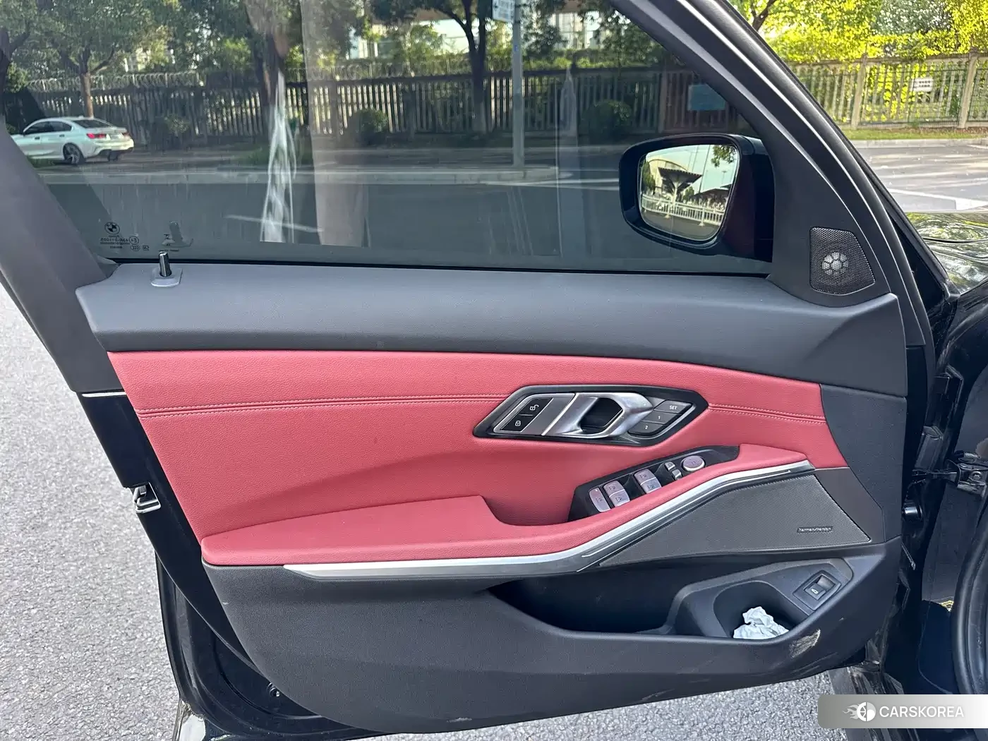 BMW 3 series id 4629648 из Китая 18
