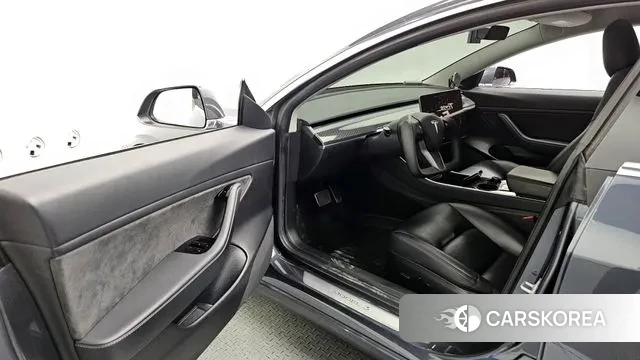 Tesla Model 3 id 3385172 из Кореи 18