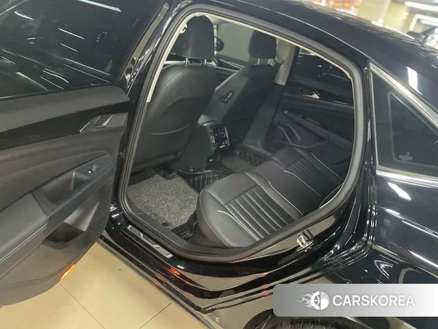 Volkswagen Passat id 4256188 из Китая 23