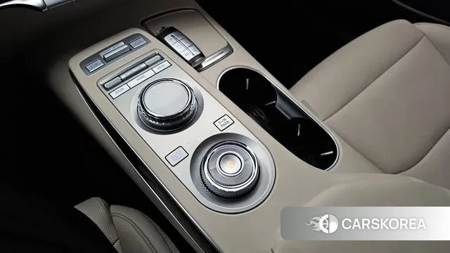 Genesis GV70 id 3567301 из Кореи 19