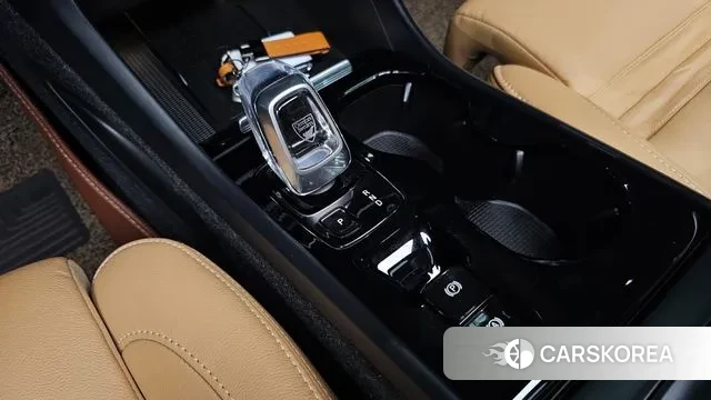 Volvo XC40 id 3022898 из Кореи 19