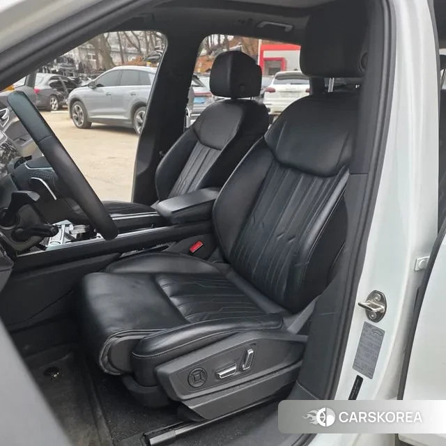 Audi e-Tron id 3694945 из Кореи 18